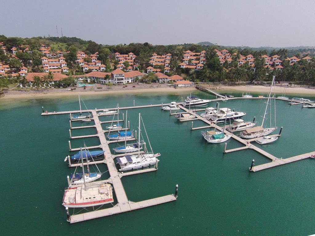 Nongsa Point Marina Hotel Exterior photo